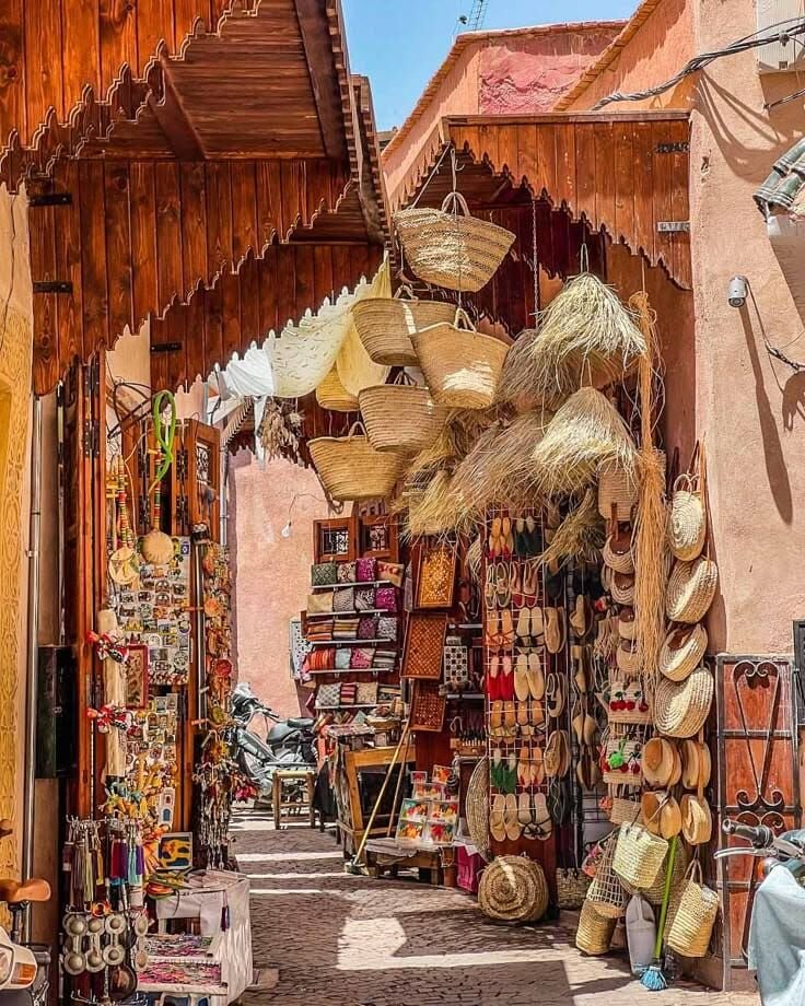 Visite Guidée de Marrakech — Médina, Palais et Souks